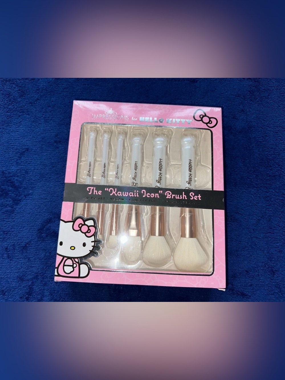 New Impressions Vanity Hello Kitty Kawaii Icon Brush Set